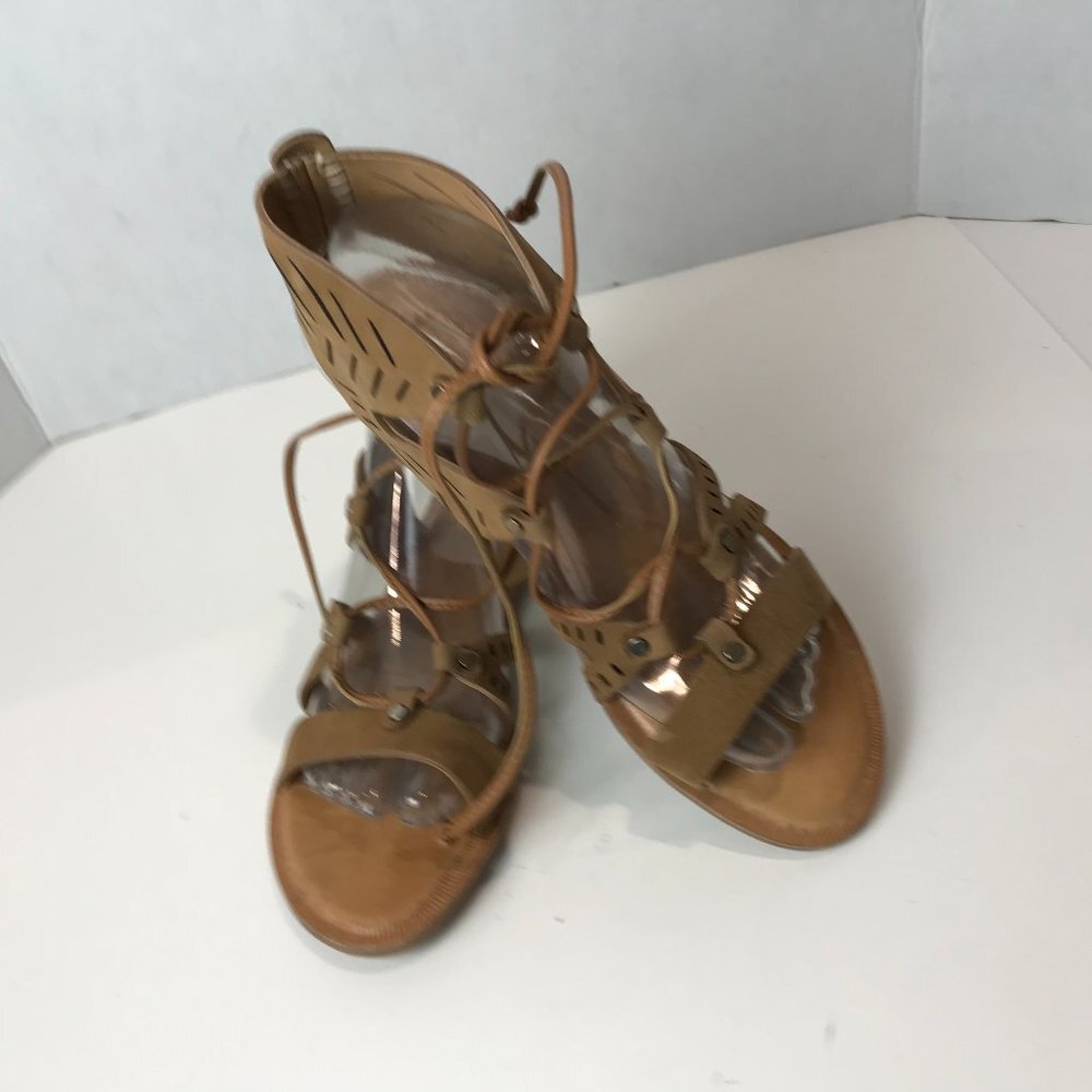 DOLCE VITA Tie Ankle Strap Sandal US 8